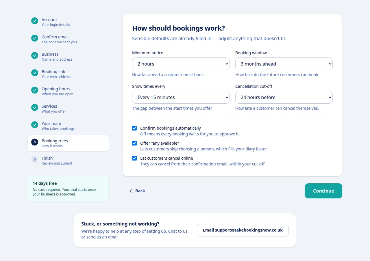 Booking rules: minimum notice 2 hours, booking window 3 months, times every 15 minutes, cancellation cut-off 24 hours, with checkboxes for automatic confirmation, any available and online cancellation.